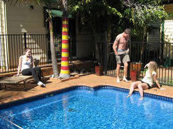 Backpackers Hostel *